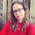 Esther van Bijnen ontwerper en beheerder VrouwenHart Instagram